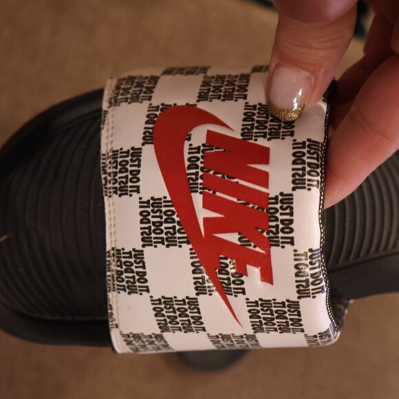 Nike Victori One Slide Print CN9678-102 Size 8 Just Do It. - Picture 3 of 4